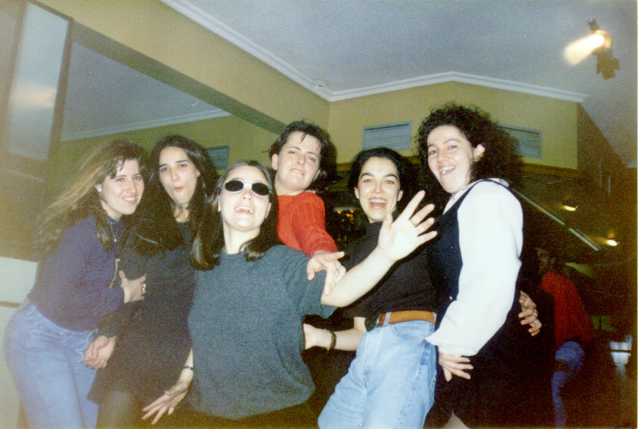 Chicas guapas en LA BAHMA